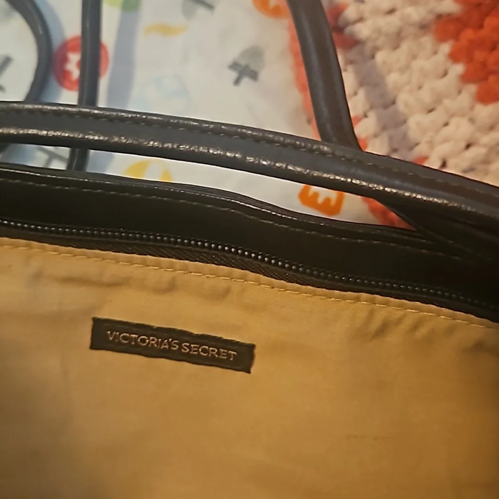 EVC VINTAGE Victoria's Secret purse - Picture 3 of 5